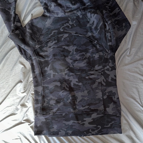 lululemon athletica Black Camo Hoodie - Picture 2 of 3